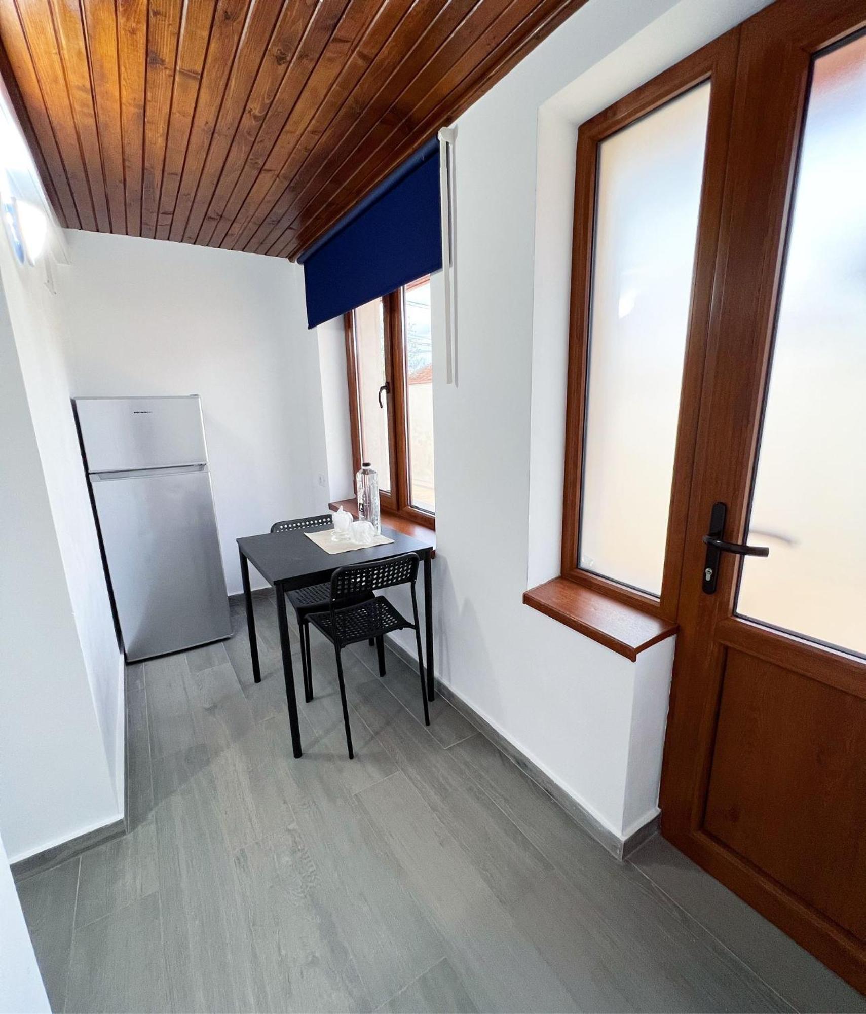 Damian Confort Zone Apartment