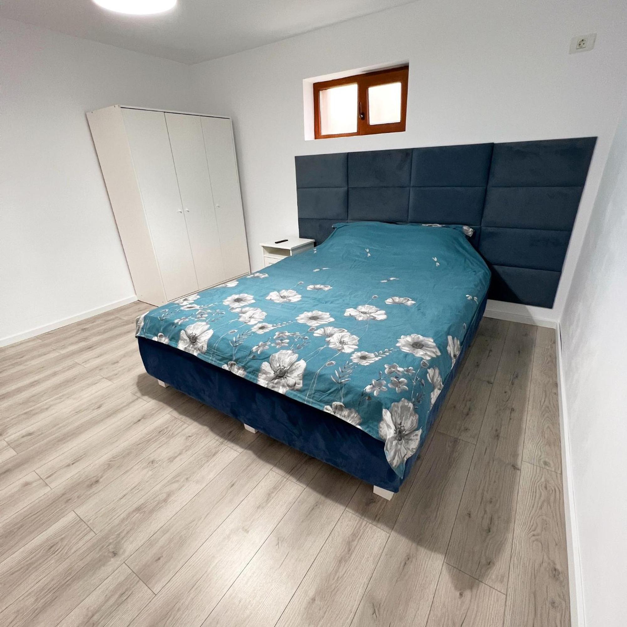 Damian Confort Zone Apartment